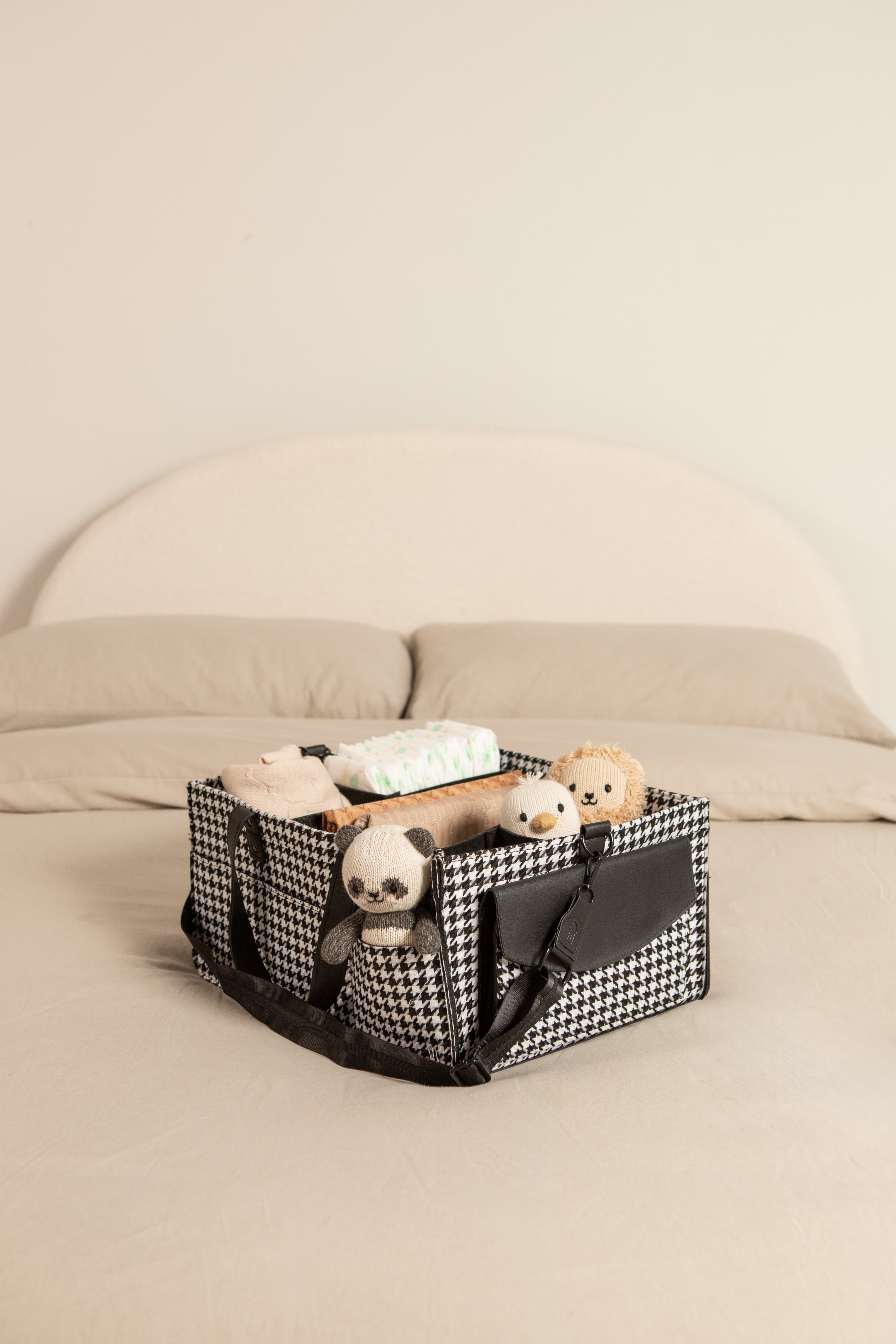 Bunnie Caddie | Houndstooth Black