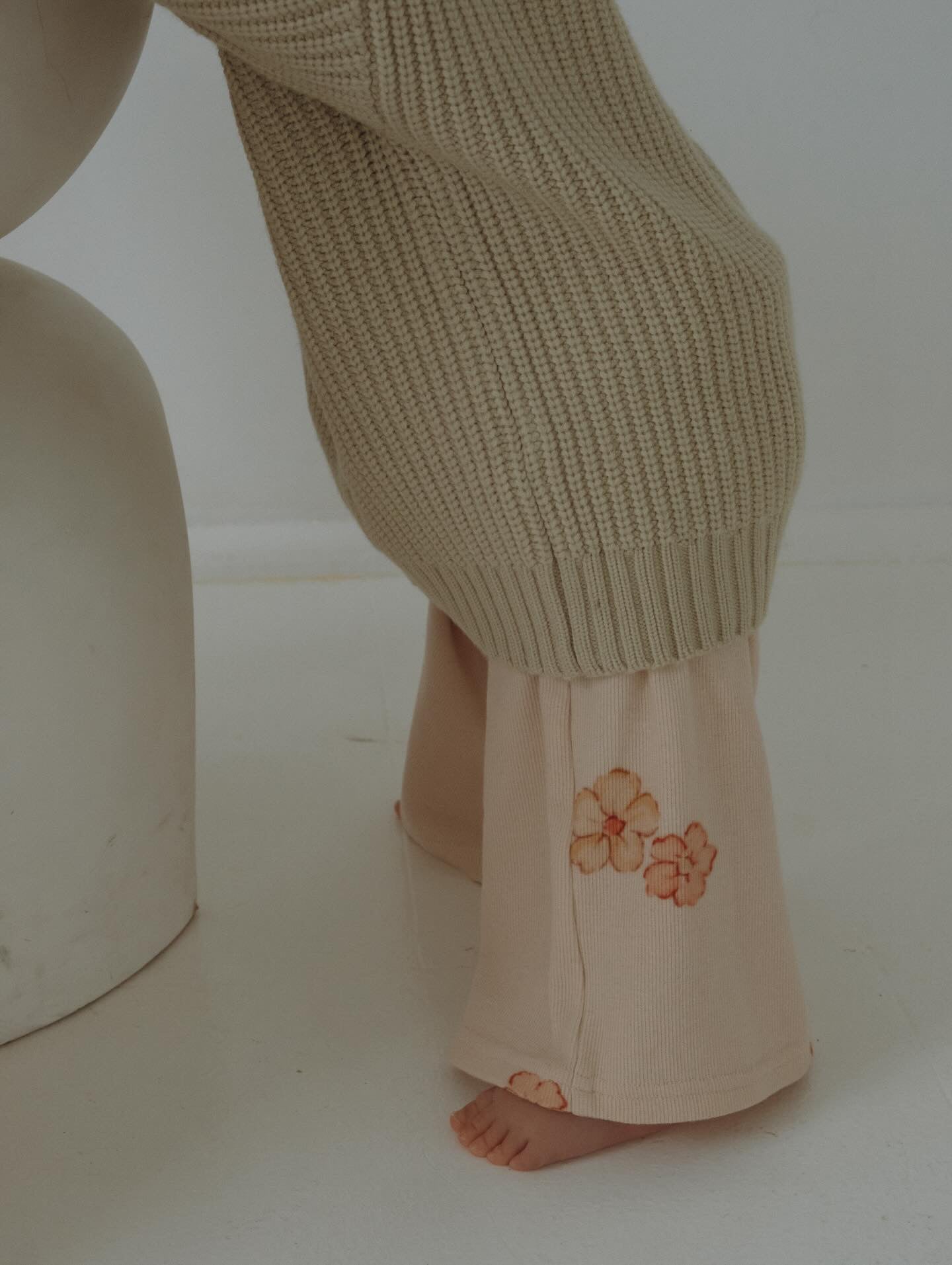 Floral Ribbed Pants