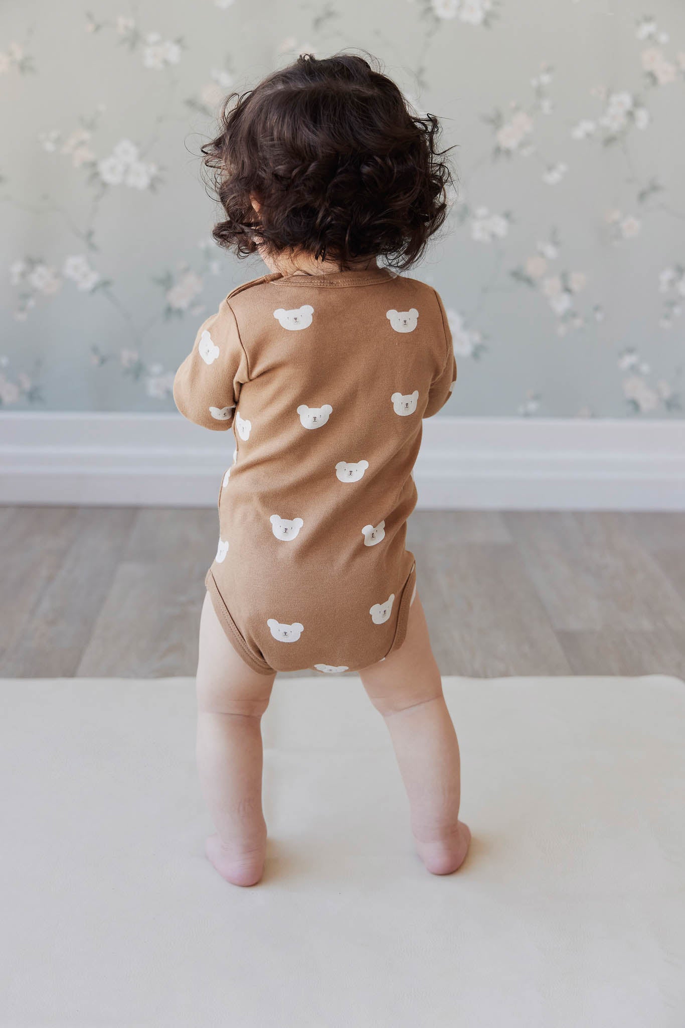 Organic Cotton Fernley Long Sleeve Bodysuit | Bears Caramel Cream