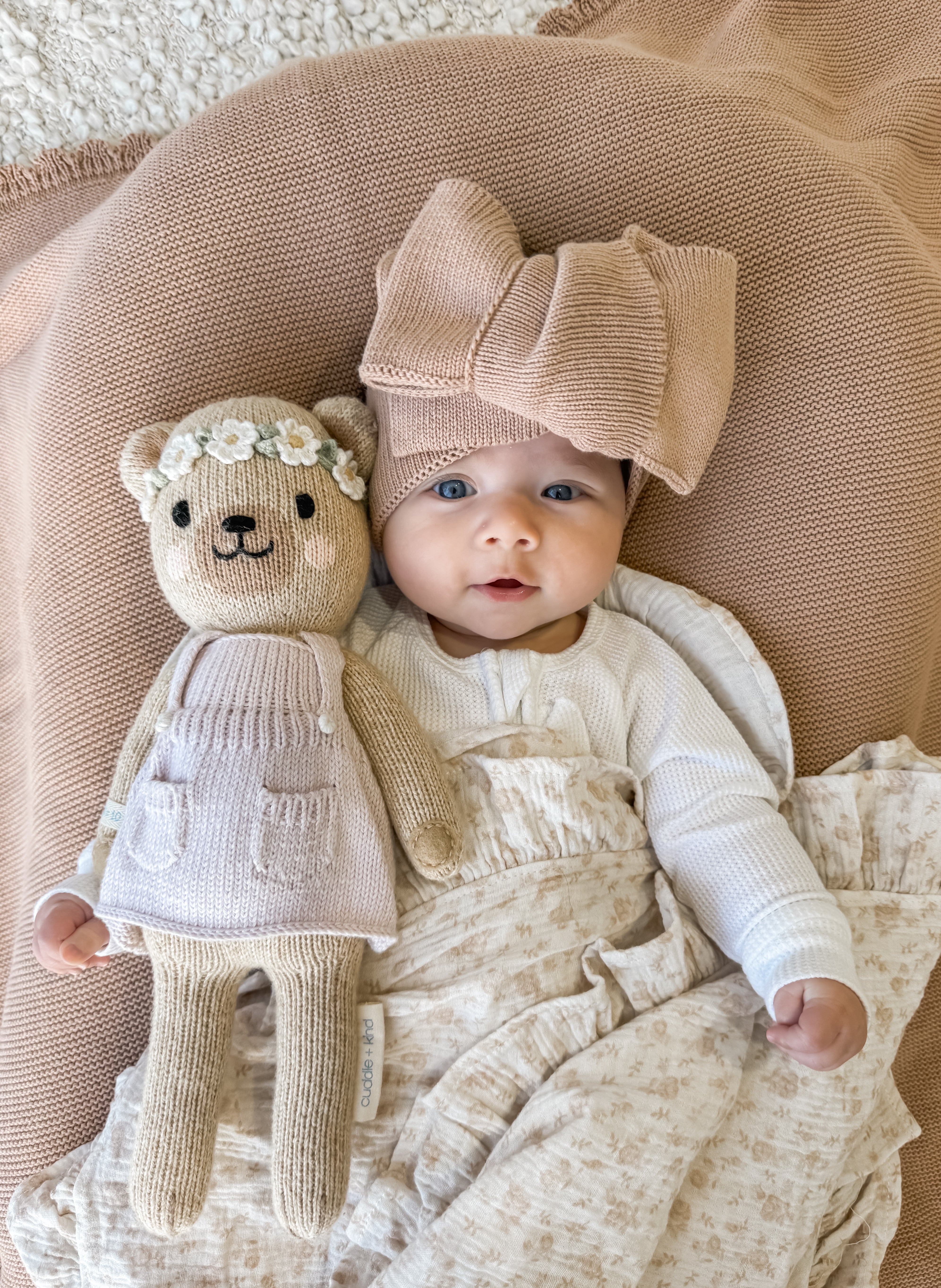 Oversized Topknot | Knitted Teddy