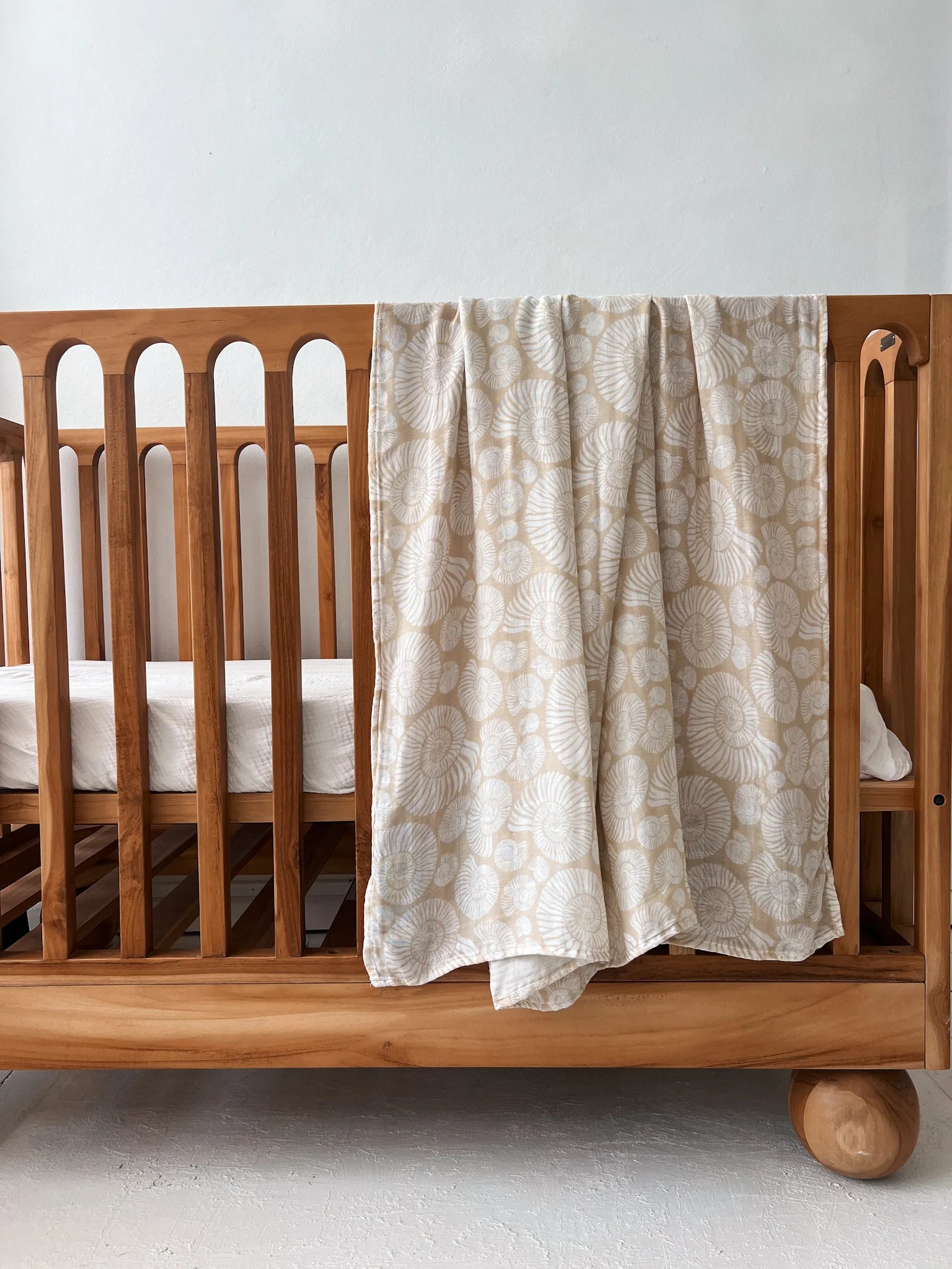 Seakaboo Organic Bamboo Cotton Baby Swaddle|Wrap - Nude Seashells